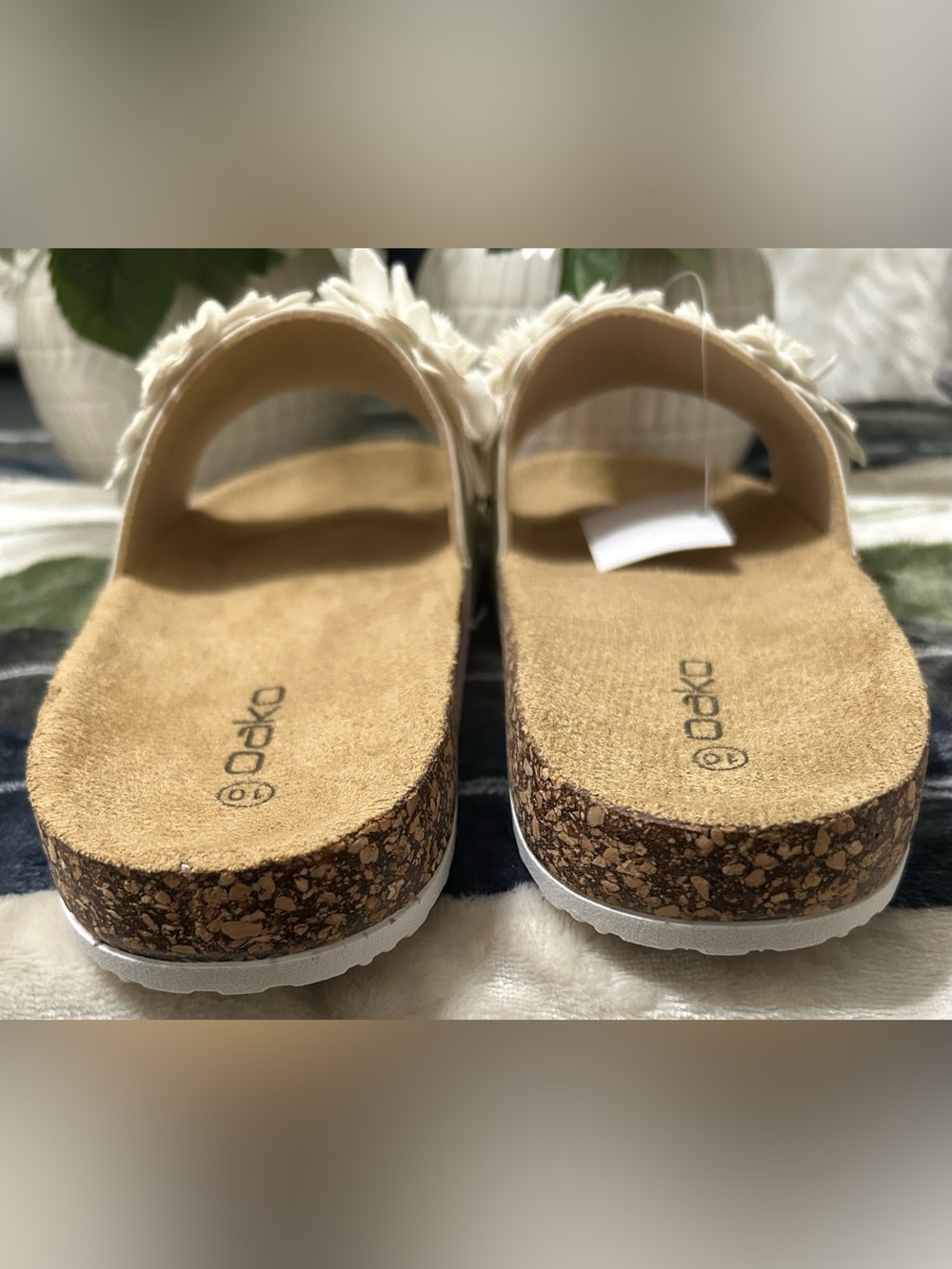 NWT OAKO White Floral Slide Clogs for Women Size 10 - Picture 3 of 4